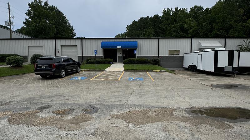 2060 Airport Industrial Park Dr SE Marietta, Georgia - | WhereiPark